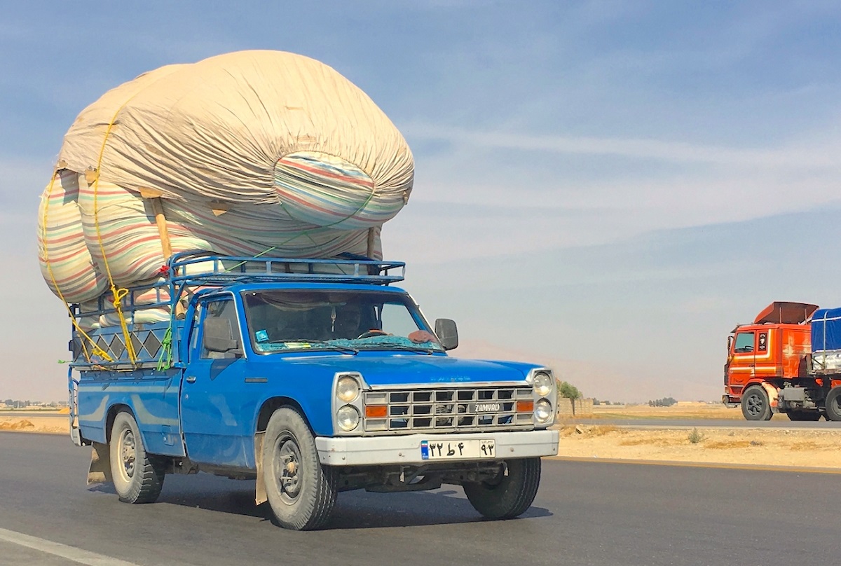 نیسان آبی