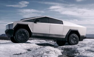 تسلا سایبرتراک