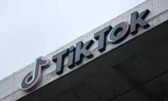 TIK TOK