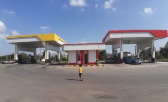 واردات بنزین