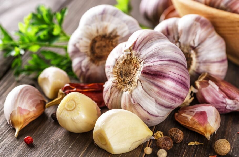 سیر و کاهش قند و چربی خون