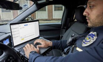 نرم افزار درفت وان شرکت آکسون