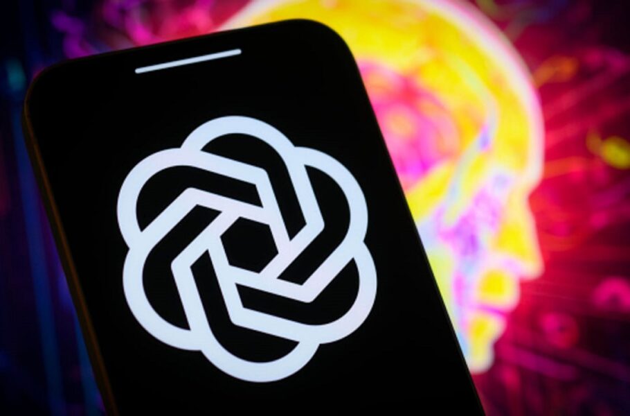 استخدام مدیر متا توسط Openai