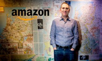 اندی جاسی آمازون