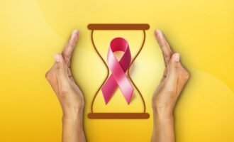 کمپین آگاهی‌بخشی درباره سرطان پستان