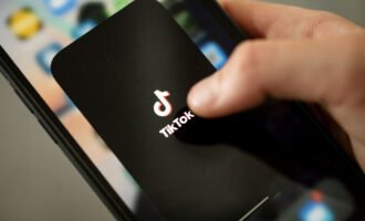 دیلیت اکانت تیک تاک