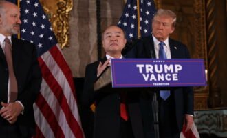 مدیرعامل سافت بانک و ترامپ