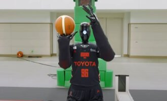 ربات تویوتا