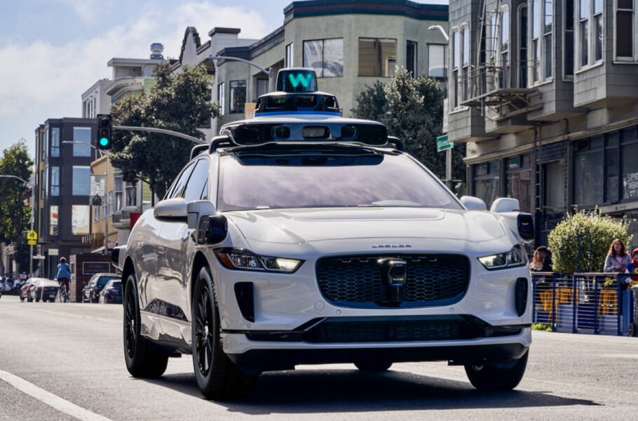 تاکسی خودران Waymo