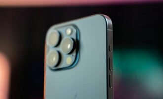 آیفون 17