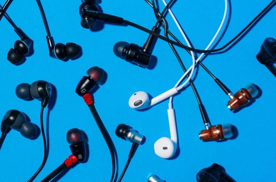 راهنمای خرید بهترین هندزفری سیمی