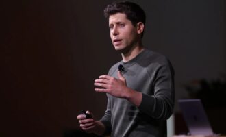 سم آلتمن و AGI