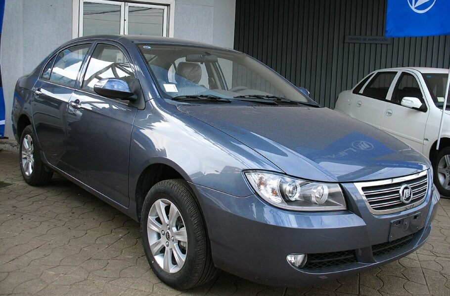 قیمت لیفان 620