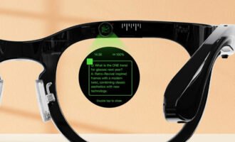 عینک‌ هوشمند Halliday