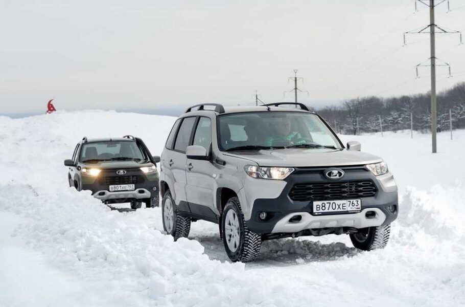 لادا نیوا تراول