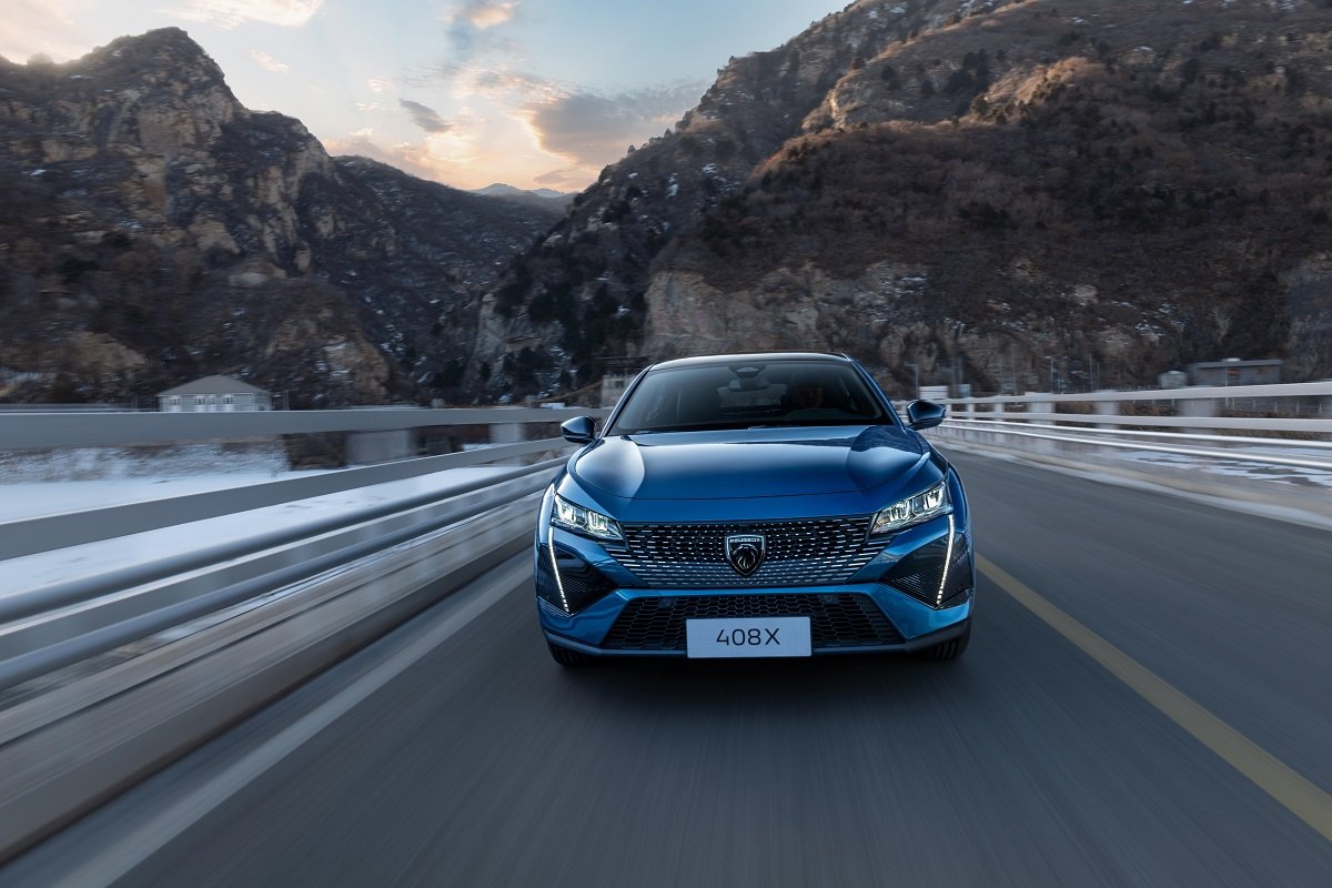پژو 408X